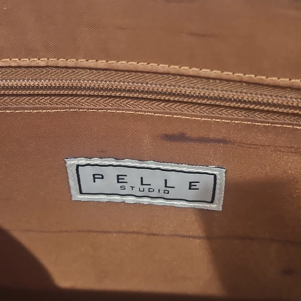 VINT. LIGHT BROWN LEATHER WILSON PELLE STUDIO BRIEFCASE